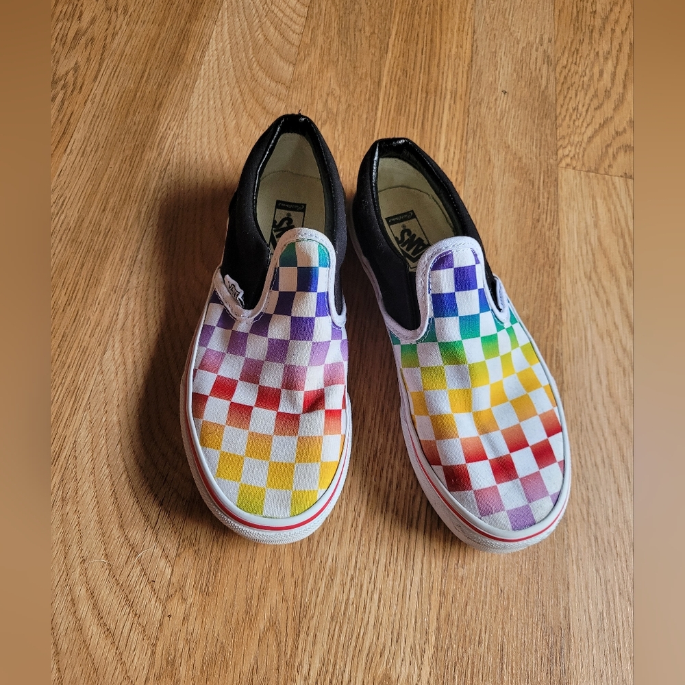 Vans Rainbow Checkered Slip-ons